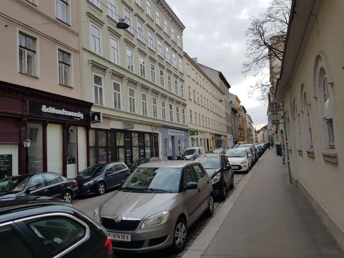 Ferienwohnung Schloessel 26/16 Vienna Exterior photo